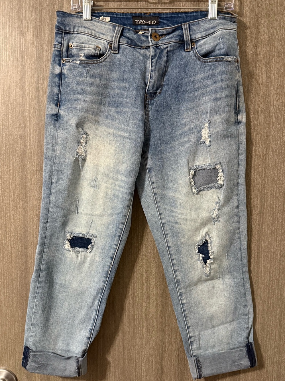 Mac and Me Light Wash Distressed Boyfriend Crop Jeans